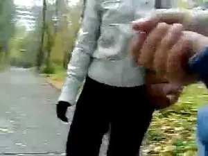 変態blondieは巨大な胸を持っていま ...
