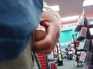 バブル尻少年に乗ってディルド 鈴木 一徹 ...